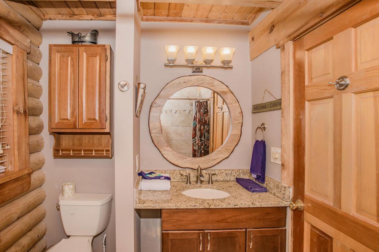 Smoky Bear Lodge With Guest House, Hot Tub, 1089 Free Tickets Each Paid Day, Dollywood And More Сивиървил Екстериор снимка