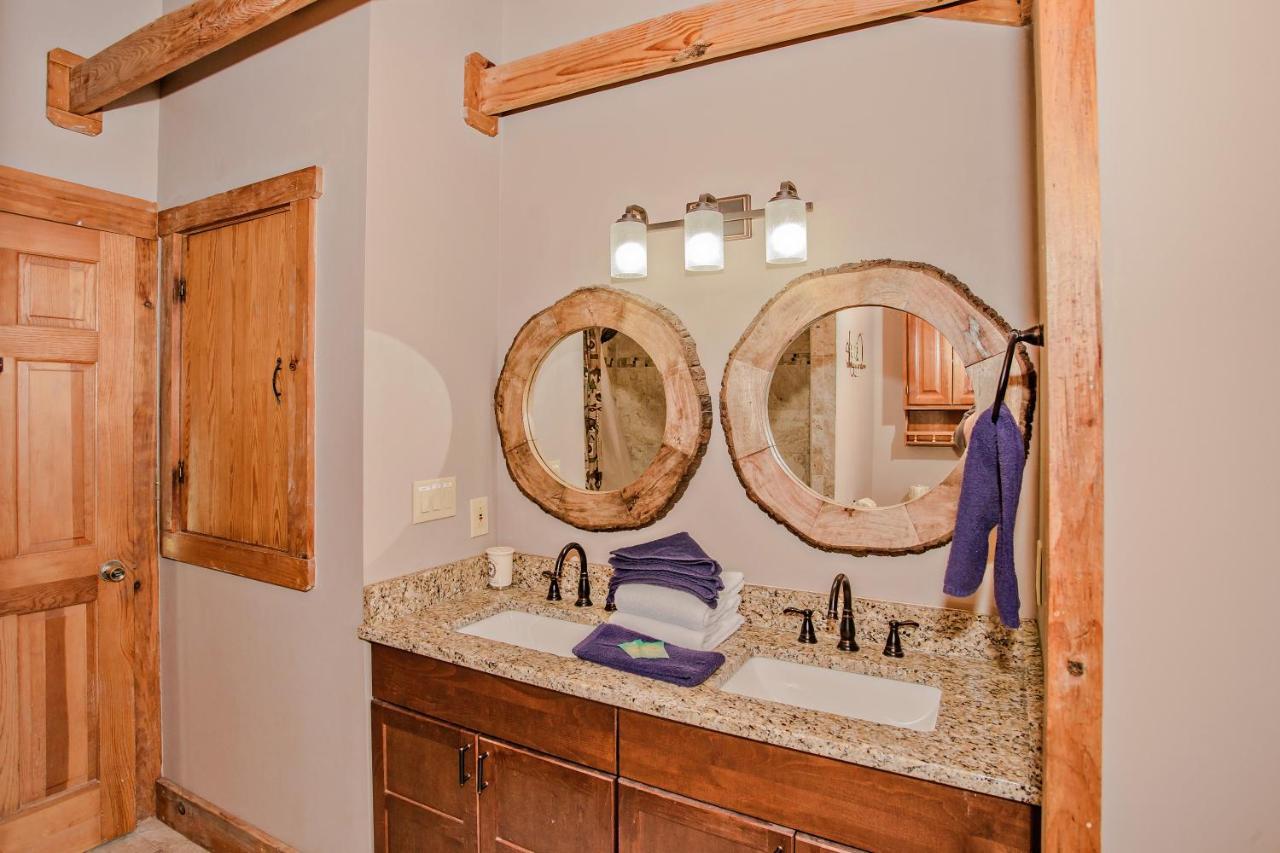 Smoky Bear Lodge With Guest House, Hot Tub, 1089 Free Tickets Each Paid Day, Dollywood And More Сивиървил Екстериор снимка